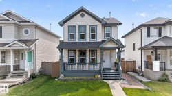 8923 173 Avenue NW  Edmonton, AB T5Z 3W6