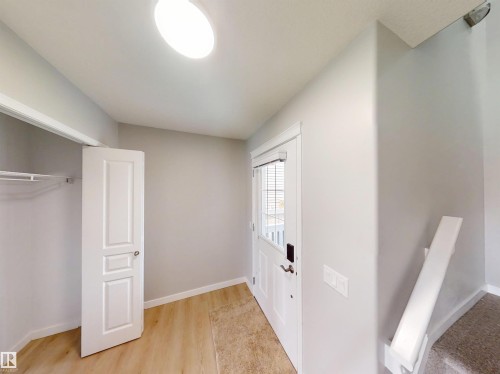 21107 58 Avenue Nw, Edmonton, AB - Indoor Photo Showing Other Room