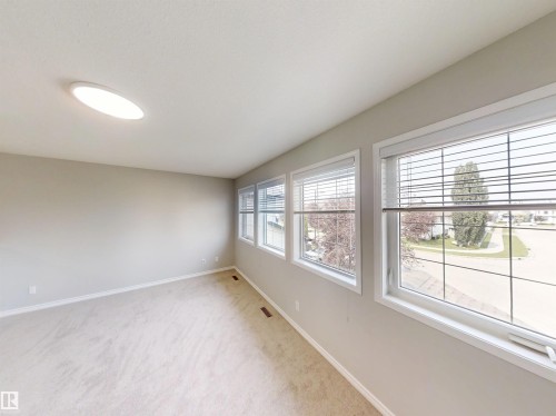 21107 58 Avenue Nw, Edmonton, AB - Indoor Photo Showing Other Room