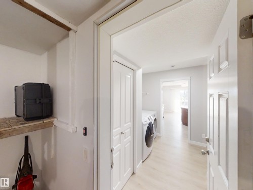 21107 58 Avenue Nw, Edmonton, AB - Indoor Photo Showing Laundry Room