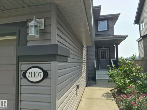 21107 58 Avenue Nw, Edmonton, AB - Outdoor