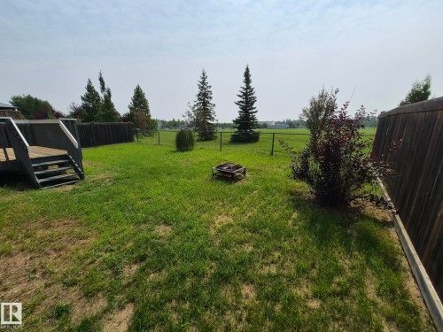 21107 58 Avenue Nw, Edmonton, AB - Outdoor