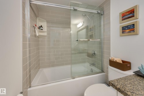 #502 9835 113 St Nw, Edmonton, AB - Indoor Photo Showing Bathroom
