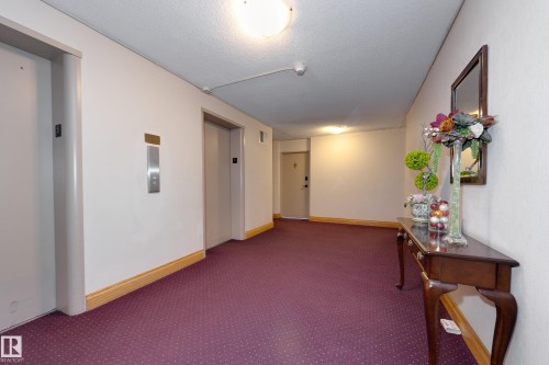 #502 9835 113 St Nw, Edmonton, AB - Indoor Photo Showing Other Room
