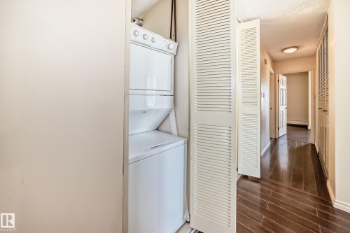 #1601 9909 110 St Nw, Edmonton, AB - Indoor Photo Showing Laundry Room