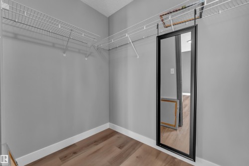 151 63 Street Sw, Edmonton, AB - Indoor