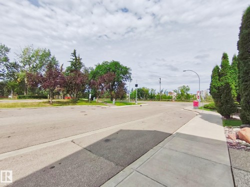 #509 10149 Saskatchewan Dr Nw, Edmonton, AB - Outdoor