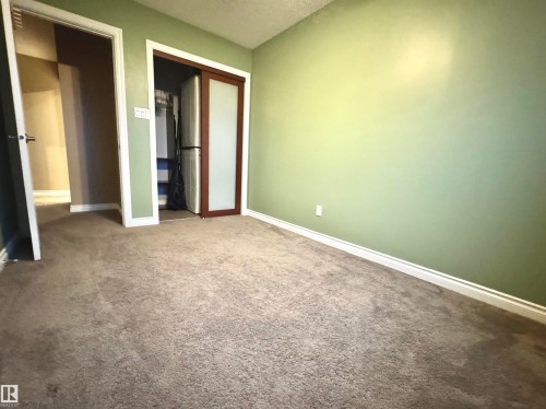 #18 10616 123 St Nw, Edmonton, AB - Indoor Photo Showing Other Room