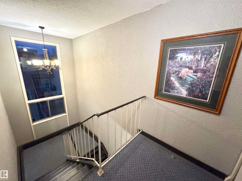 #18 10616 123 St Nw, Edmonton, AB - Indoor Photo Showing Other Room