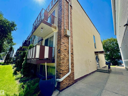 #18 10616 123 St Nw, Edmonton, AB - Outdoor