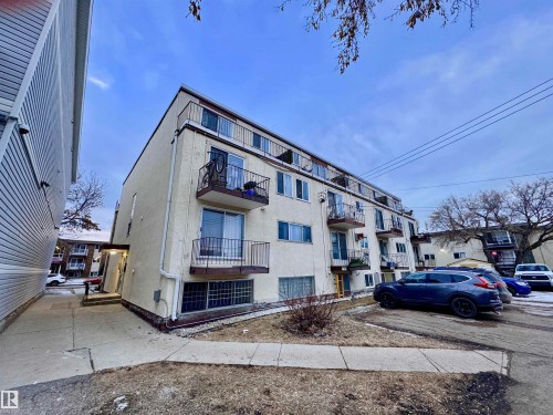 #18 10616 123 St Nw, Edmonton, AB - Outdoor With Balcony
