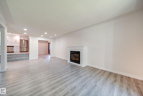 10519 140 Street Nw, Edmonton, AB - Indoor With Fireplace