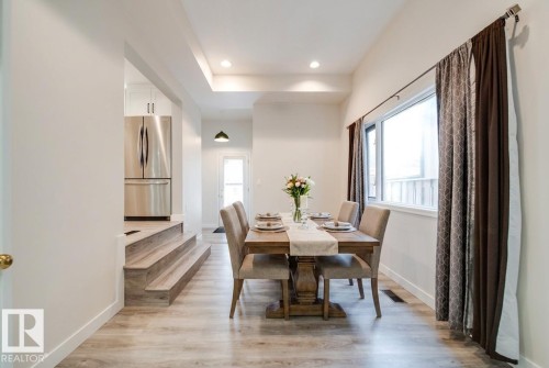 10519 140 Street Nw, Edmonton, AB - Indoor Photo Showing Dining Room