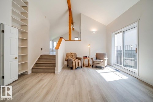 10519 140 Street Nw, Edmonton, AB - Indoor Photo Showing Other Room