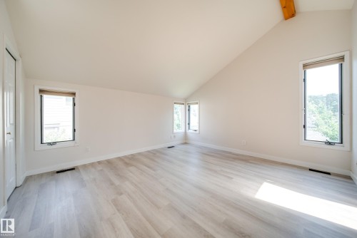 10519 140 Street Nw, Edmonton, AB - Indoor Photo Showing Other Room