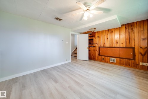 10519 140 Street Nw, Edmonton, AB - Indoor Photo Showing Other Room
