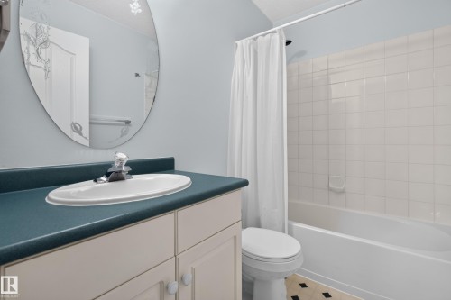 #111 1670 Jamha Rd Nw, Edmonton, AB - Indoor Photo Showing Bathroom
