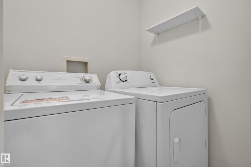 #111 1670 Jamha Rd Nw, Edmonton, AB - Indoor Photo Showing Laundry Room