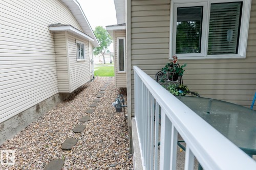 10860 25 Avenue Nw, Edmonton, AB - Outdoor With Exterior