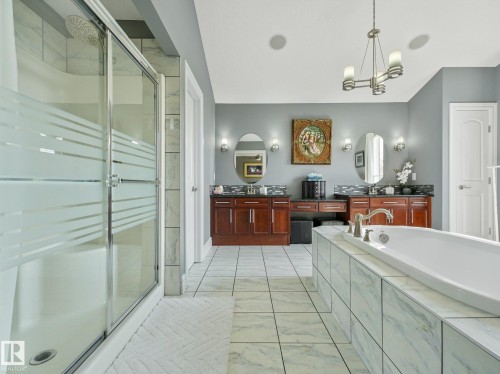 544 Adams Way Sw, Edmonton, AB - Indoor Photo Showing Bathroom