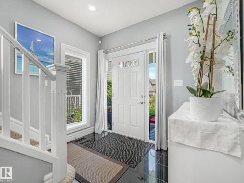544 Adams Way Sw, Edmonton, AB - Indoor Photo Showing Other Room