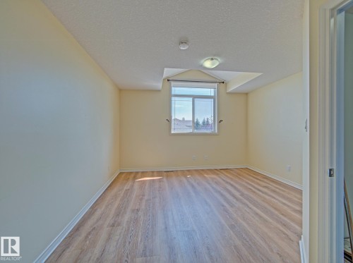 #3 10 Woodcrest Ln, Fort Saskatchewan, AB - Indoor Photo Showing Other Room