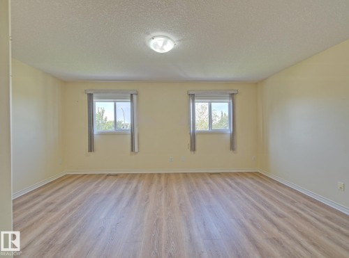 #3 10 Woodcrest Ln, Fort Saskatchewan, AB - Indoor Photo Showing Other Room