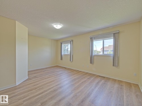 #3 10 Woodcrest Ln, Fort Saskatchewan, AB - Indoor Photo Showing Other Room