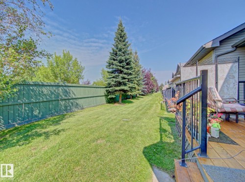 #3 10 Woodcrest Ln, Fort Saskatchewan, AB - Outdoor