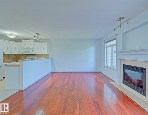 #3 10 Woodcrest Ln, Fort Saskatchewan, AB - Indoor With Fireplace
