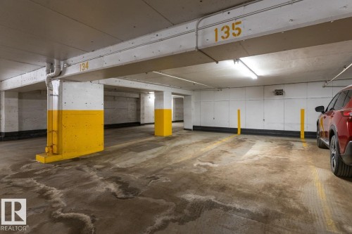 #605 11307 99 Av Nw, Edmonton, AB - Indoor Photo Showing Garage