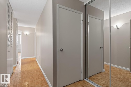 #605 11307 99 Av Nw, Edmonton, AB - Indoor Photo Showing Other Room