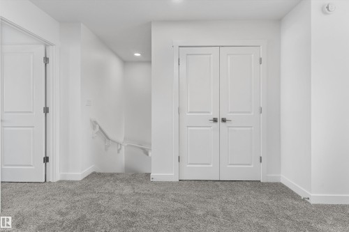 18863 29 Avenue Nw, Edmonton, AB - Indoor Photo Showing Other Room