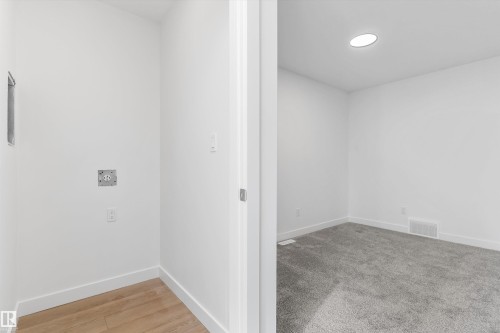18863 29 Avenue Nw, Edmonton, AB - Indoor Photo Showing Other Room