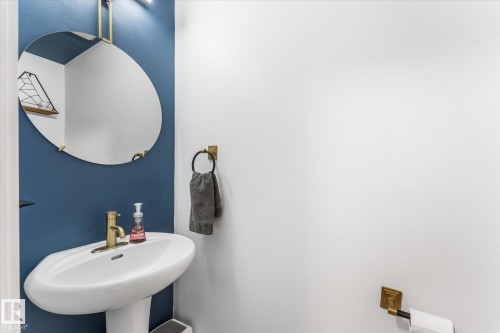#26 100 Westridge Cr, Spruce Grove, AB - Indoor Photo Showing Bathroom