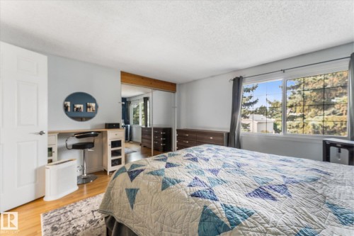#26 100 Westridge Cr, Spruce Grove, AB - Indoor Photo Showing Bedroom