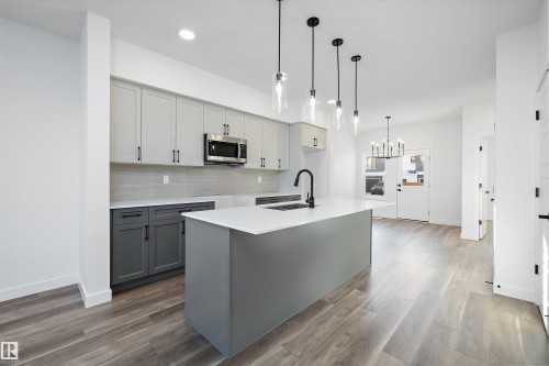 2020 191 Street Nw, Edmonton, AB - Indoor Photo Showing Kitchen With Upgraded Kitchen
