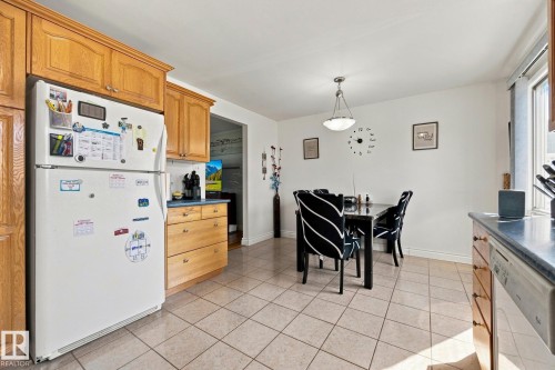 17303 82 Avenue Nw, Edmonton, AB - Indoor Photo Showing Other Room