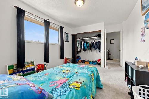 17303 82 Avenue Nw, Edmonton, AB - Indoor Photo Showing Bedroom