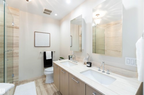 #108 2504 109 St Nw, Edmonton, AB - Indoor Photo Showing Bathroom