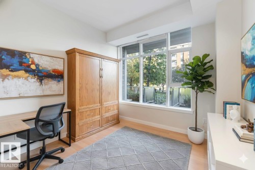 #108 2504 109 St Nw, Edmonton, AB - Indoor