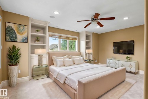 5320 Mullen Bend Nw, Edmonton, AB - Indoor Photo Showing Bedroom