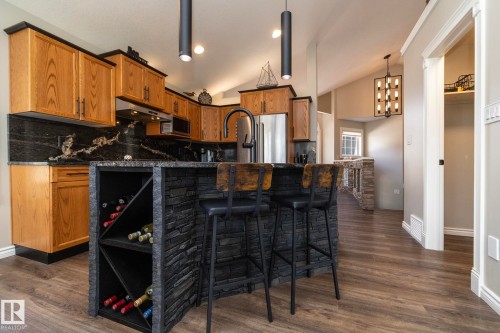 10416 148 Street Nw, Edmonton, AB - Indoor Photo Showing Kitchen