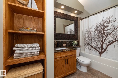 10416 148 Street Nw, Edmonton, AB - Indoor Photo Showing Bathroom