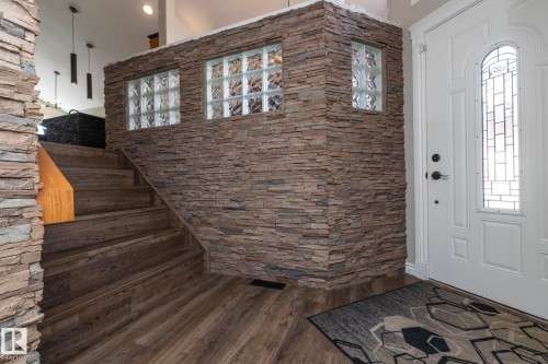 10416 148 Street Nw, Edmonton, AB - Indoor Photo Showing Other Room