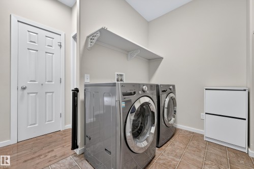 1605 Hodgson Court Nw, Edmonton, AB - Indoor Photo Showing Laundry Room