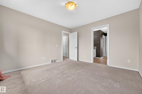 1605 Hodgson Court Nw, Edmonton, AB - Indoor Photo Showing Other Room