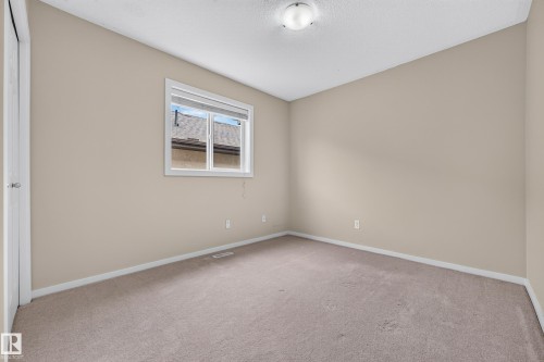 1605 Hodgson Court Nw, Edmonton, AB - Indoor Photo Showing Other Room