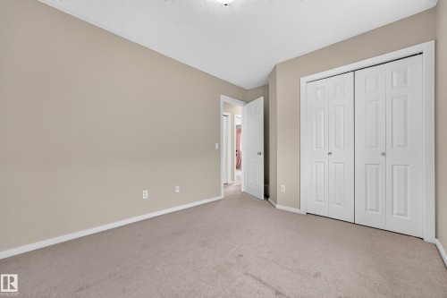 1605 Hodgson Court Nw, Edmonton, AB - Indoor Photo Showing Other Room