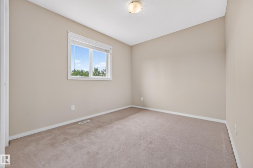 1605 Hodgson Court Nw, Edmonton, AB - Indoor Photo Showing Other Room